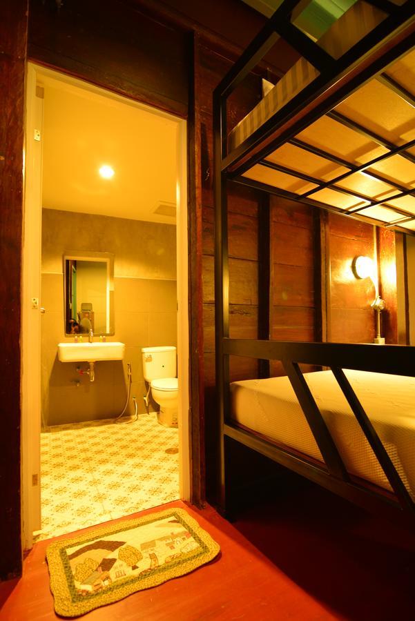 La Moon Hostel กรุงเทพมหานคร ภายนอก รูปภาพ
